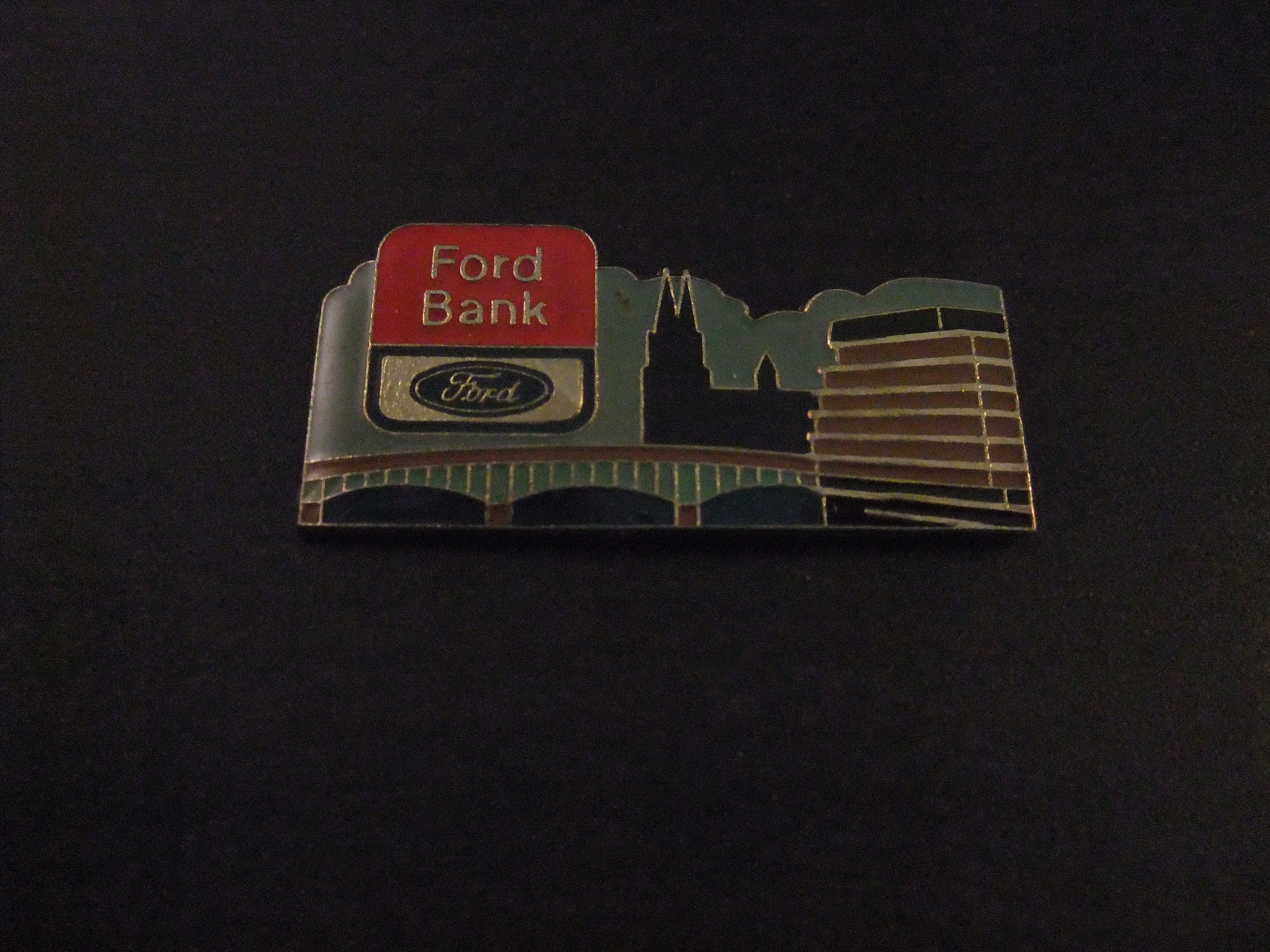 Ford Bank Ford Credit autofinanciering (afbeelding  van de stad Keulen Duitsland)